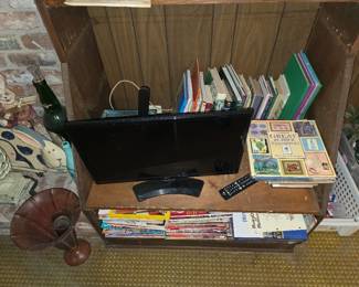 Small TV with Remote
