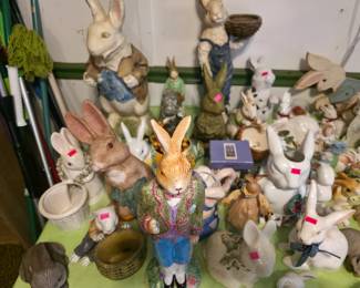 More bunny rabbit figurines!!!