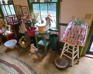 Stool, baskets, figurines, etc