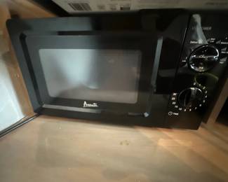 Avanti microwave