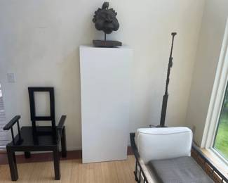 POST MODERN CHAIR