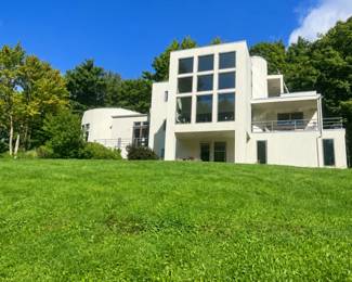 SPECTACULAR MODERN CHATHAM HOME