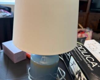 Simple Designs Ceramic Thimble Base Table Lamp with Drum Shade