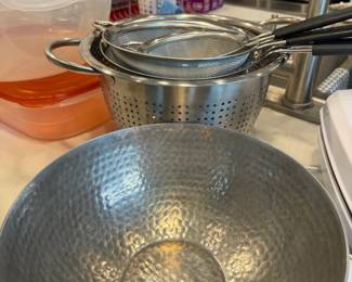 Hammered Aluminum Serving Bowl and Stainless Steel Colander Set