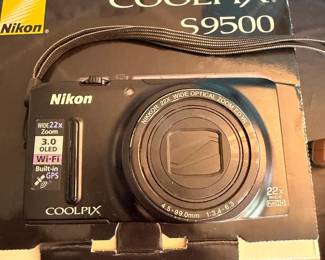 Nikon Coolpix S Digital Camera