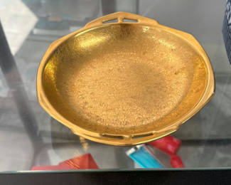 Lot 32: Pickard Gold Porcelain Dish