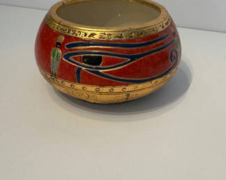 Lot 8: Egyptian-themed Key Dish