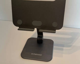 Lot 35: Elitehood Adjustable iPad/Tablet Holder