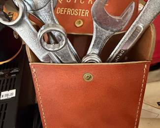 Vintage "QUICK DEFROSTER" Drop-Forged Wrench Set in Leather Pouch