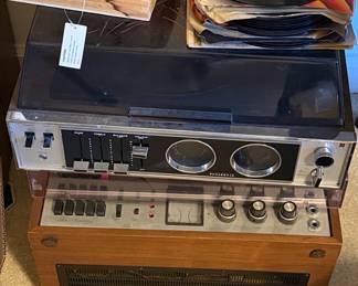 Panasonic SE-Series Stereo System with Integrated Turntable and Reel-to-Reel
