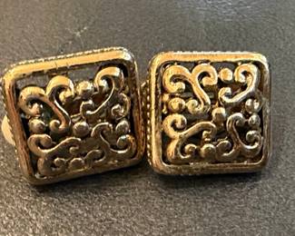 Vintage Gold Tone Filigree Square Clip-On Earrings