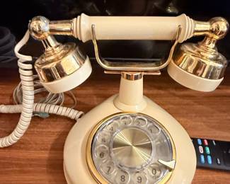 Vintage Western Electric Princess Style Rotary Telephone