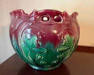 Weller Majolica Jardiniere