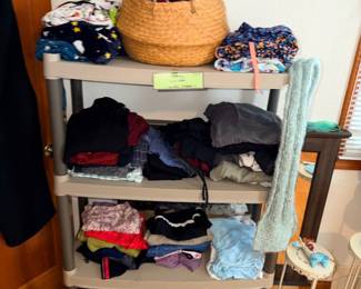 Items Located In 1st Bedroom (MASTER)