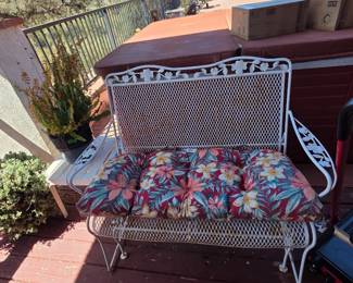 Vintage Wrought-Iron / Metal Patio Loveseat