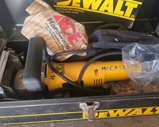 DeWalt DW682 Corded Biscuit / Plate Joiner with heavy-duty metal carrying case, original instruction manual, dust bag