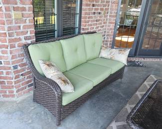Exterior Wicker Style Furniture