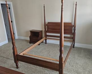 4 Poster Bed