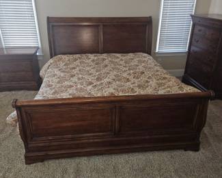 Solid Wood King Size Bed
