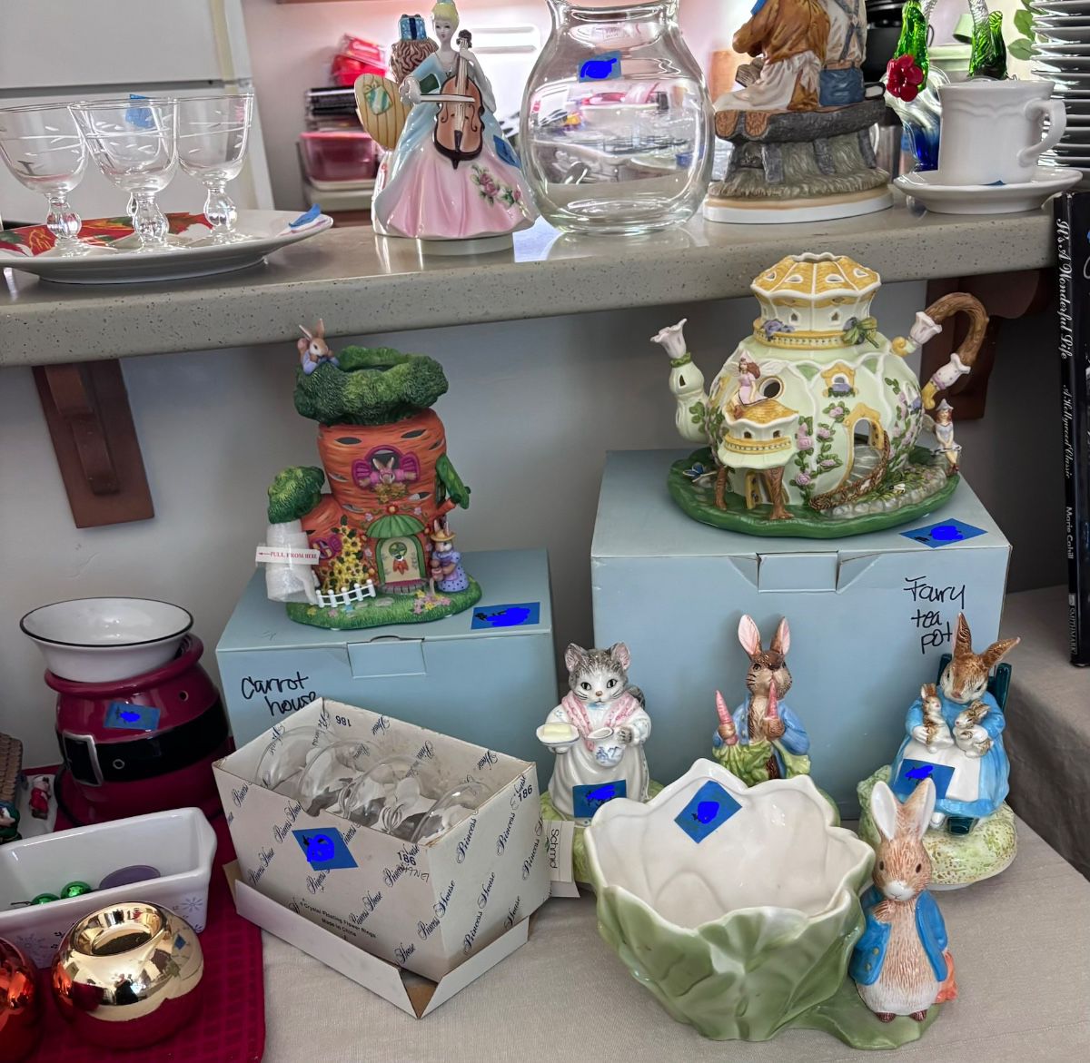 Easter, PartyLite Fairyland Teapot, Beatrix Potter, Bunny Family House