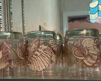 Seashell tumbler glasses perfect for your beach house bar