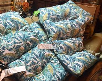 Loads of cushions!