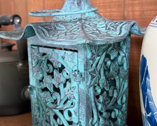 Vintage Partylite Pagoda-Style Metal Garden Lantern with Ivy Leaf Design
