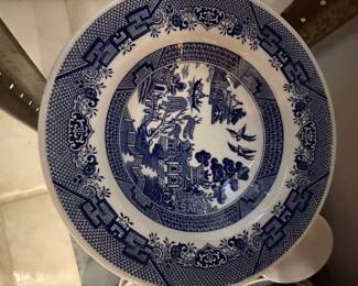 Oxford Brazil Blue Willow Dinnerware