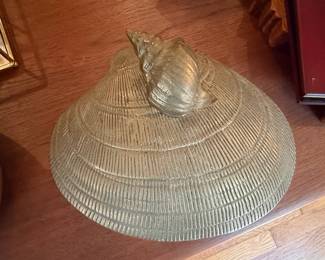 Vintage Brass Clam Shell Hinged Box with Snail Finial
