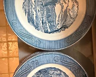 Royal China Currier & Ives Dinner Plates
