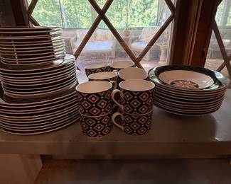 Victoria & Beale Montana 9057 Dinnerware