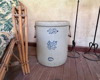 Western Stoneware 12-Gallon Crock with Maple Leaf Logo