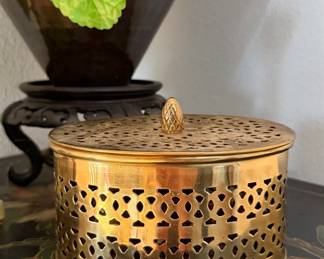 Vintage Pierced Brass Potpourri Box with Pineapple Finial