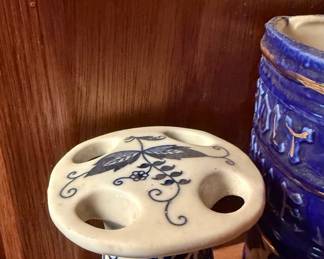 Vintage Blue Onion Porcelain Toothbrush Holder - Vienna Woods by Seymour Mann