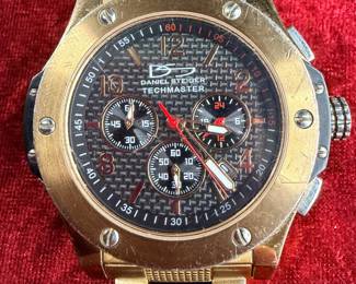 Working dive watch