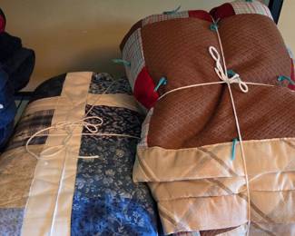 Handmade Patchwork Quilts (Set of 2)