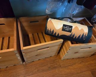 Weatherproof Vintage Roll-Up Picnic Blanket