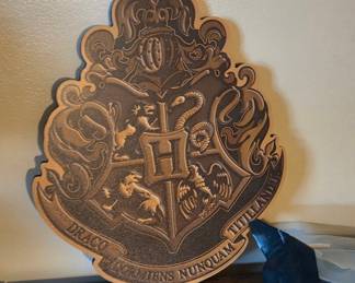 Harry Potter Hogwarts School Crest Wooden Wall Plaque