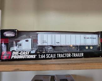 Die-Cast Promotions 1:64 Scale Triple Crown Tractor-Trailer