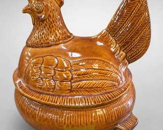 Chicken-Form Covered Ceramic Casserole