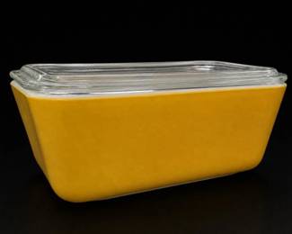 PYREX Covered Rectangular Glass Fridge Dish
