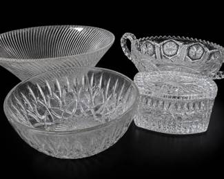 3-Piece Clear Glass Serving Bowl & Dish Set