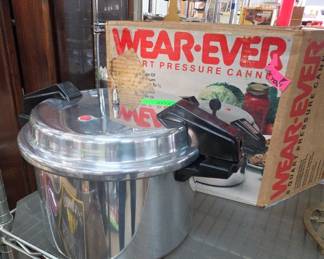 Wear-Ever Pressure Canner