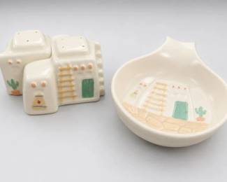 Treasure Craft Ceramic Salt Pepper Set