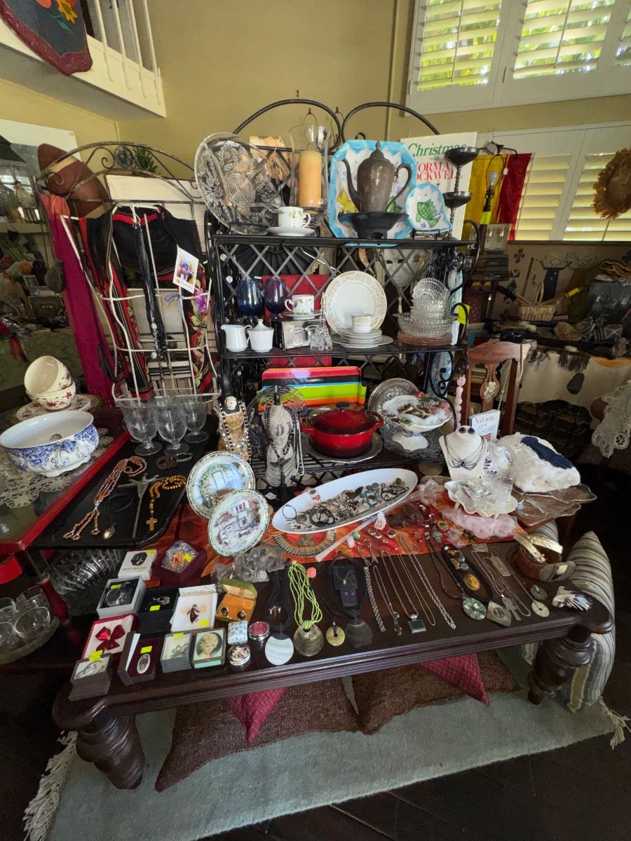 Traditional, American Classic, Indian & Asian Decor Estate Sale