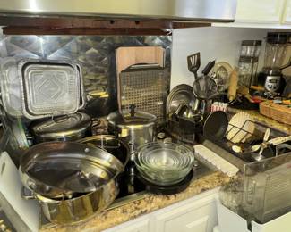 Kitchenware, pots & pans, utensils