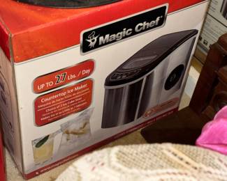 Magic Chef Ice Maker NIB