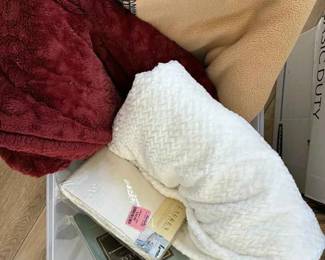 CH168Throws Mystery Lot