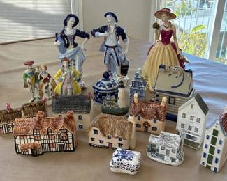 CH160VHeritage Houses, Royal Albert, Royal Doulton Vintage Figurines