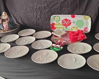 CH174Jessica Frank Christmas Plates And More